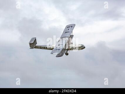 Handley-Page HP42 viermotoriger Doppeldecker aus der Nachbildung der 30er Jahre in Imperial Airways-Lackierung Stockfoto