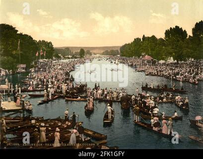 Die Henley Royal Regatta and Race, auf der Themse um 1890-1900 Stockfoto