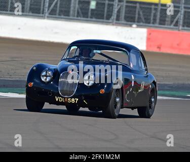 Paul de Havilland, Jaguar XK150, FISCar Historic 50s, Hawthorn Trophy Cars, Hawthorn International und Tom Cole Trophies Rennen für den Sport der 1950er Jahre Stockfoto