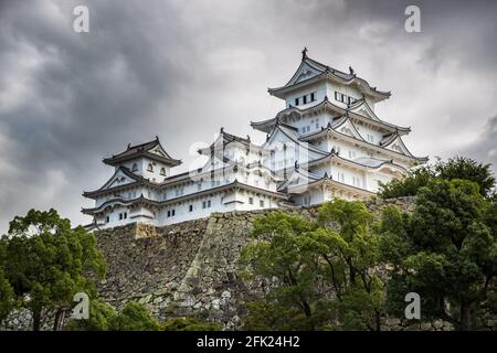 Himeji Castle, Himeji-jo auch bekannt als White Heron Castle, Shirasagijo, ist eine japanische Burg auf einem Hügel in der Stadt Himeji, Präfektur Hyogo, Japan Stockfoto