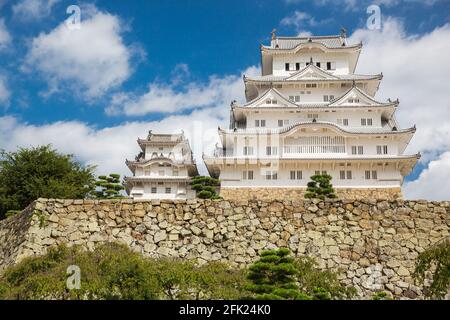 Himeji Castle, Himeji-jo auch bekannt als White Heron Castle, Shirasagijo, ist eine japanische Burg auf einem Hügel in der Stadt Himeji, Präfektur Hyogo, Japan Stockfoto