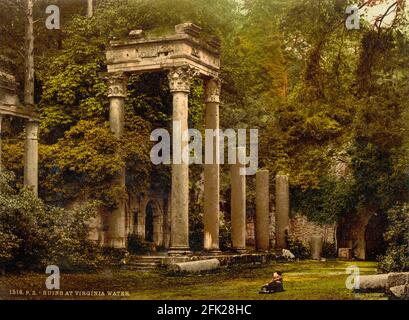 Die Ruinen des Augustus-Tempels aus der Stadt Leptis Magna, im Great Windsor Park, Virginia Water, Surrey, um 1890-1900 Stockfoto