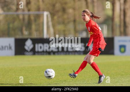 Brondby, Dänemark 21. April 2021. Tiia Peltonen (12) vom FC Nordsjaelland beim Gjensidige Kvindeliga-Spiel zwischen Brondby IF und FC Nordsjaelland im Brondby Stadion in Brondby, Dänemark. (Bildnachweis: Gonzales Photo - Rune Mathiesen). Stockfoto