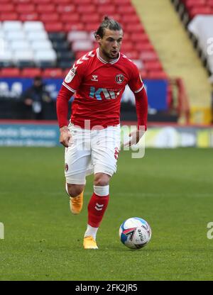 Woolwich, Großbritannien. April 2021. WOOLWICH, Vereinigtes Königreich, APRIL 27: Charlton Athletic's Jake Forster-Caskey während der Sky Bet League One zwischen Charlton Athletic und Crewe Alexandra im Valley, Woolwich am 27. April 2021 Credit: Action Foto Sport/Alamy Live News Stockfoto