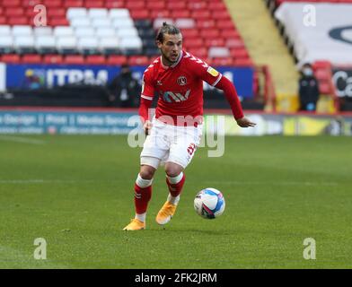 Woolwich, Großbritannien. April 2021. WOOLWICH, Vereinigtes Königreich, APRIL 27: Charlton Athletic's Jake Forster-Caskey während der Sky Bet League One zwischen Charlton Athletic und Crewe Alexandra im Valley, Woolwich am 27. April 2021 Credit: Action Foto Sport/Alamy Live News Stockfoto