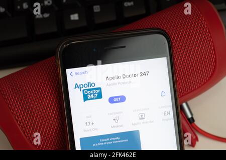 New York, USA - 26. April 2021: Apollo Doctor 247 Mobile App-Logo, Telefon mit Symbol, illustratives Editorial Stockfoto