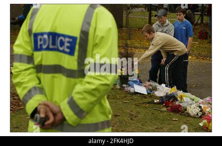 Der Tod von Luke Walmsley, erstochen in einem Coridor in Birkbeck Schule in North Somercotes, Lincolnshire.pic David Sandison 5/11/2003 Stockfoto