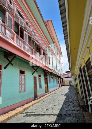 Leere Straße in Guayaquil Ecuador während der Covid-19-Epidemie Stockfoto