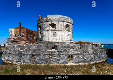 England, Hampshire, New Forest, Calshot, Calshot Beach und Castle *** Ortsüberschrift *** Strand,Strände,Großbritannien,Britisch,Calshot Beach,Calshot Castle,Ca Stockfoto