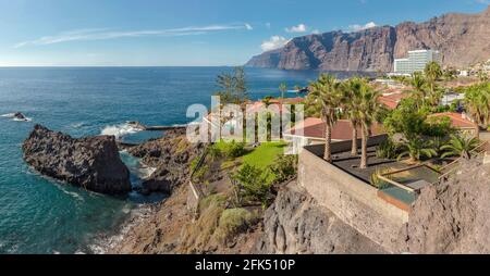 Piscina Natural Acantilado D Los Gigantes, natürliche Pools Stockfoto