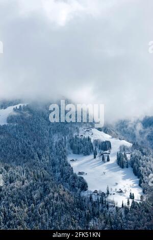 Schweiz, Waadt, Waadt, hiver, Winter, neige, Schnee, Snow, Les Avants, montagnes, Berge, Berge, Chalets Chalet *** Ortsüberschrift *** Swit Stockfoto