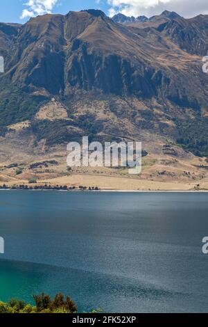 Landschaftlich schöner Blick auf den Lake Hawea in Neuseeland Stockfoto