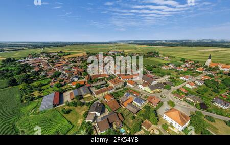 Blick auf das Wallfahrtsdorf Aigen am Inn Stockfoto