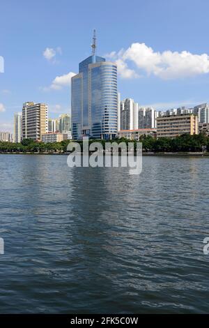 Ein modernes Gebäude am Südufer des Perlflusses im Zentrum von Guangzhou, China Stockfoto