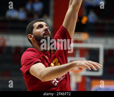 Sankt Petersburg, Russland. April 2021. Nikola Mirotic (33) aus Barcelona wurde während des 2020/2021 Turkish Airlines Euroleague Playoffs Game 3 zwischen Zenit Saint Petersburg und Barcelona in der Sibur Arena gesehen. (Endergebnis; Zenit Saint Petersburg 70:78 Barcelona). (Foto von Maksim Konstantinov/SOPA Image/Sipa USA) Quelle: SIPA USA/Alamy Live News Stockfoto