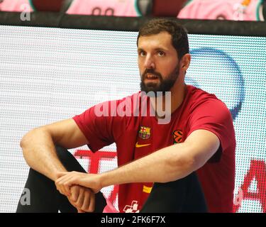 Sankt Petersburg, Russland. April 2021. Nikola Mirotic (33) aus Barcelona wurde während des 2020/2021 Turkish Airlines Euroleague Playoffs Game 3 zwischen Zenit Saint Petersburg und Barcelona in der Sibur Arena gesehen. (Endergebnis; Zenit Saint Petersburg 70:78 Barcelona). (Foto von Maksim Konstantinov/SOPA Image/Sipa USA) Quelle: SIPA USA/Alamy Live News Stockfoto