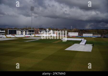 Chester le Street, England, 29. April 2021. Das Spiel verzögert sich aufgrund des Regens am ersten Tag des County Championship-Spiels zwischen Durham CCC und Warwickshire CCC am Riverside Ground. Quelle: Colin Edwards/Alamy Live News. Stockfoto