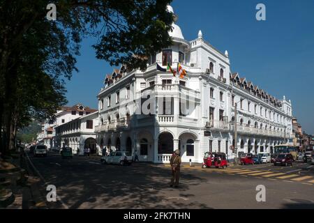 Kandy, Sri Lanka: Ein Gebäude im Kolonialstil im Zentrum der Stadt Stockfoto