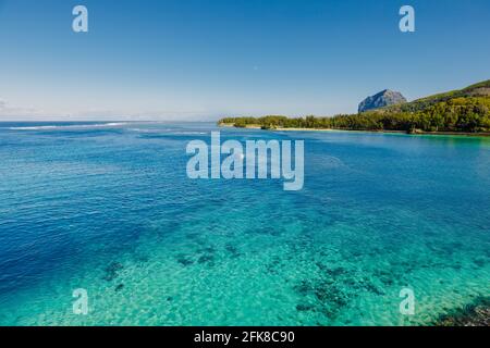 Meeresblick fast Maconde Point auf Mauritius Island. Stockfoto