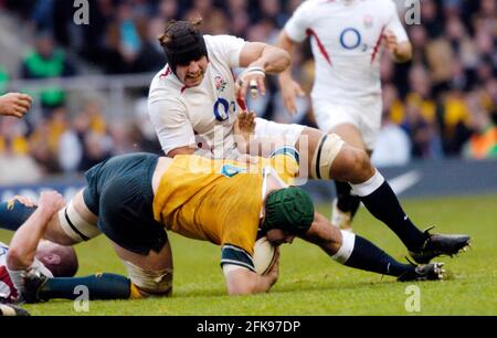 ENGLAND GEGEN AUSTRALIEN IN TWICKENHAM 27/11/2004 BILD DAVID ASHDOWNRUGBY ENGLAND Stockfoto