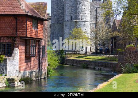 Great stour River, Gateway and Tower, canterbury, kent, großbritannien Stockfoto