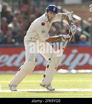 4. TEST ENGLAND V AUSTRALIEN AN TRENT BRIDGE 1. TAG MICHAEL VAUGHAN 25/8/2005 BILD DAVID ASHDOWNTEST CRICKET Stockfoto