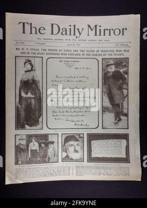 Die Titelseite der Tageszeitung Daily Mirror (Replik) vom 18. April 1912 nach dem Untergang der RMS Titanic. Stockfoto