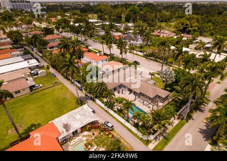Gehobene Häuser in Hollywood Lakes FL USA Stockfoto