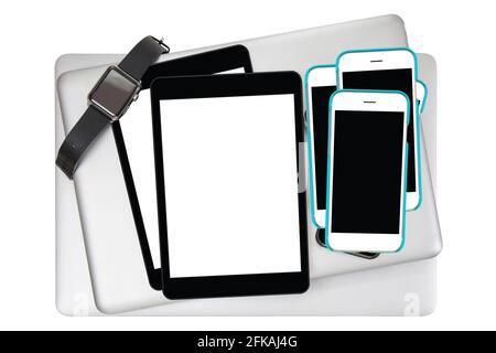 Smartwatch mit Lederbändern, schwarzer Tablet-Computer, Smartphone mit weißem leeren Bildschirm auf silbernem Notebook, isoliert auf weißem Hintergrund Stockfoto