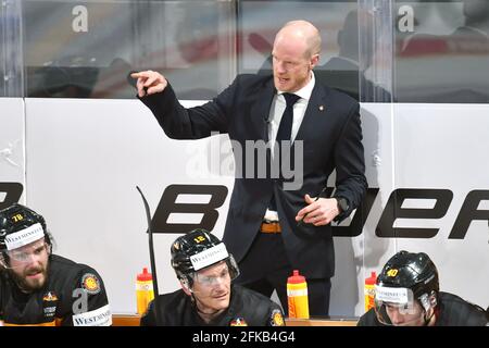 Bundestrainer Toni SOEDERHOLM (GER), Geste, gibt Anweisungen, Deutschland (GER) -Tschechien (CZE) 1-4, Eishockey-Nationalmannschaft, Testlaenderspiel am 29. April 2021 in Nürnberg. Weltweite Nutzung Stockfoto