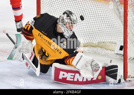 Der Torwart Niklas TREUTLE (GER) bekommt ein Testziel, eine Aktion. Deutschland (GER) -Tschechien (CZE) 1-4, Eishockey-Nationalmannschaft, Testländerspiel am 29. April 2021 in Nürnberg. Weltweite Nutzung Stockfoto