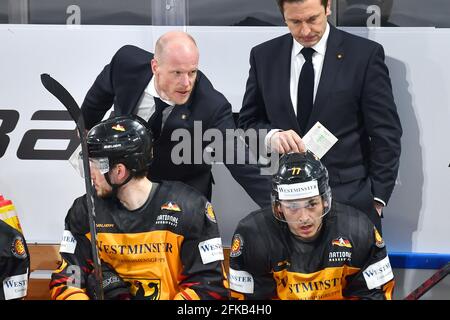 Bundestrainer Toni SOEDERHOLM (GER), Geste, gibt Anweisungen, Deutschland (GER) -Tschechien (CZE) 1-4, Eishockey-Nationalmannschaft, Testlaenderspiel am 29. April 2021 in Nürnberg. Weltweite Nutzung Stockfoto