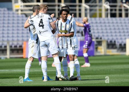 Florenz, Italien, 25. April 2021 Juan Cuadrado vom FC Juventus bei der Fiorentina vs Juventus Serie A League Credit:Roberto Ramaccia/Alamy Live News Stockfoto