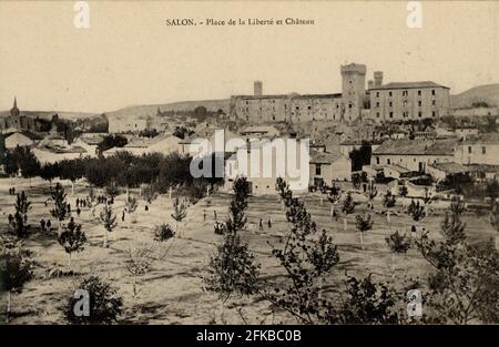 SALON-DE-PROVENCE. Französische Abteilung: 13 - Bouches-du-Rhône. Region: Provence-Alpes-Côte d'Azur. Postkarte Ende des 19. Jahrhunderts - Anfang des 20. Jahrhunderts Stockfoto