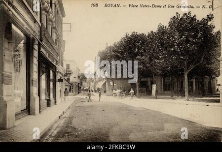 ROYAN. Französische Abteilung: 17 - Charente-Maritime. Region: Nouvelle-Aquitaine (ehemals Poitou-Charentes). Postkarte Ende des 19. Jahrhunderts - Anfang des 20. Jahrhunderts Stockfoto