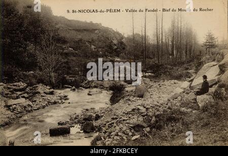 SAINT-NICOLAS-DU-PELEM. Französische Abteilung: 22 - Côtes-d'Armor. Region: Bretagne. Postkarte Ende des 19. Jahrhunderts - Anfang des 20. Jahrhunderts Stockfoto