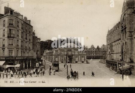 LA PLACE CARNOT EINE EU 76-SEINE-MARITIME Region: Normandie (ehemals Haute-Normandie) Anfang des 20. Jahrhunderts Postkarte im Vintage-Stil Stockfoto