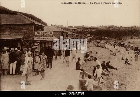 LA PLAGE DE DONVILLE 14-CALVADOS Region: Normandie (ehemals Basse-Normandie) Années 20 Postkarte im Vintage-Stil Stockfoto