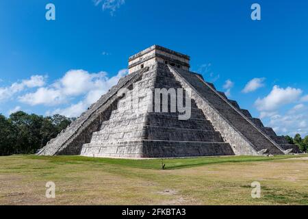 Präkolumbianische Stadt, Chichen Itza, UNESCO-Weltkulturerbe, Yucatan, Mexiko, Nordamerika Stockfoto