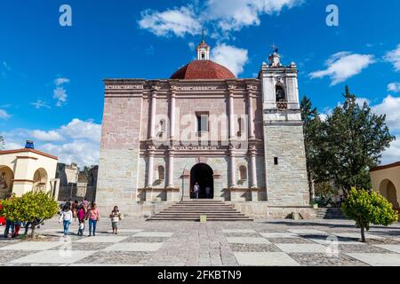 Kirche San Pedro, San Pablo Villa de Mitla, Oaxaca, Mexiko, Nordamerika Stockfoto