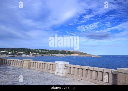 Salento Küste: Stadt Santa Maria di Leuca, Italien (Apulien). Stockfoto