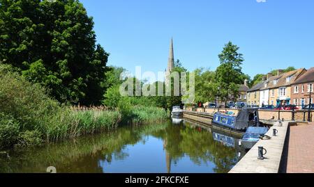 St. Ives alter Flusshafen, Allerheiligen Kirche und holt Island. Stockfoto