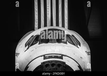 Das Space Shuttle Discovery auf dem Udvar-Hazy Center des Smithsonian National Air und Space Museum in Chantilly, Virginia. Stockfoto