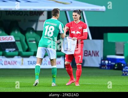 Bremen, Deutschland. 30. Apr 2021. firo: DFB-Cup-Halbfinale 04/30/2021 SV Werder Bremen - RB Leipzig Wimpelbörse Quelle: dpa/Alamy Live News Stockfoto