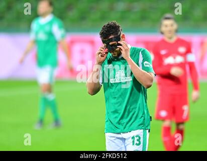 Bremen, Deutschland. 30. Apr 2021. firo: DFB-Pokal-Halbfinale 04/30/2021 SV Werder Bremen - RB Leipzig Milos Veljkovic (Bremen) Quelle: dpa/Alamy Live News Stockfoto