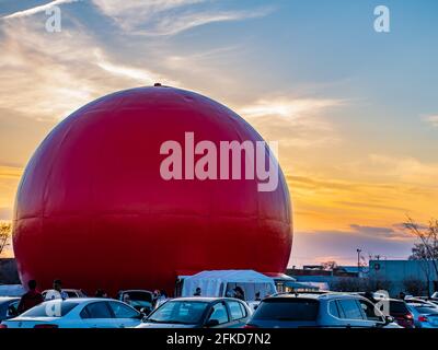 Blick auf das Gibeau Orange Julep Restaurant bei Sonnenuntergang Stockfoto