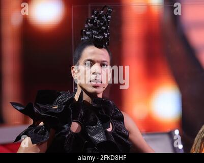 Köln, Deutschland. April 2021. Jorge Gonzalez, Richter, während der 8. Show der 14. Staffel der RTL-Tanzshow „Let's Dance“. Quelle: Joshua Sammer/Getty/POOL/dpa/Alamy Live News Stockfoto