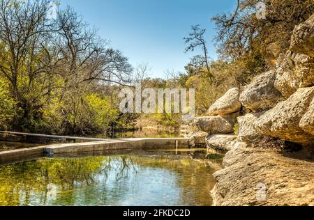 Der Jakobsbrunnen ist ein ausdauernder Karstbrunnen in Texas Hügelland Stockfoto