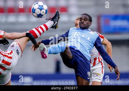 OSS, NIEDERLANDE - 30. APRIL: Albert-Nicolas Lottin vom FC Utrecht U23 während des niederländischen Keukenkampioendivise-Spiels zwischen DEN TOP-Oss und Utrecht U23 im Frans Heesen Stadion am 30. April 2021 in Oss, Niederlande (Foto: Broer van den Boom/Orange Picts) Stockfoto