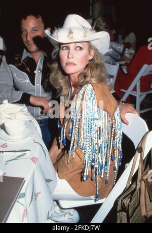 Ursula Andress um die 1980er Jahre Credit: Ralph Dominguez/MediaPunch Stockfoto